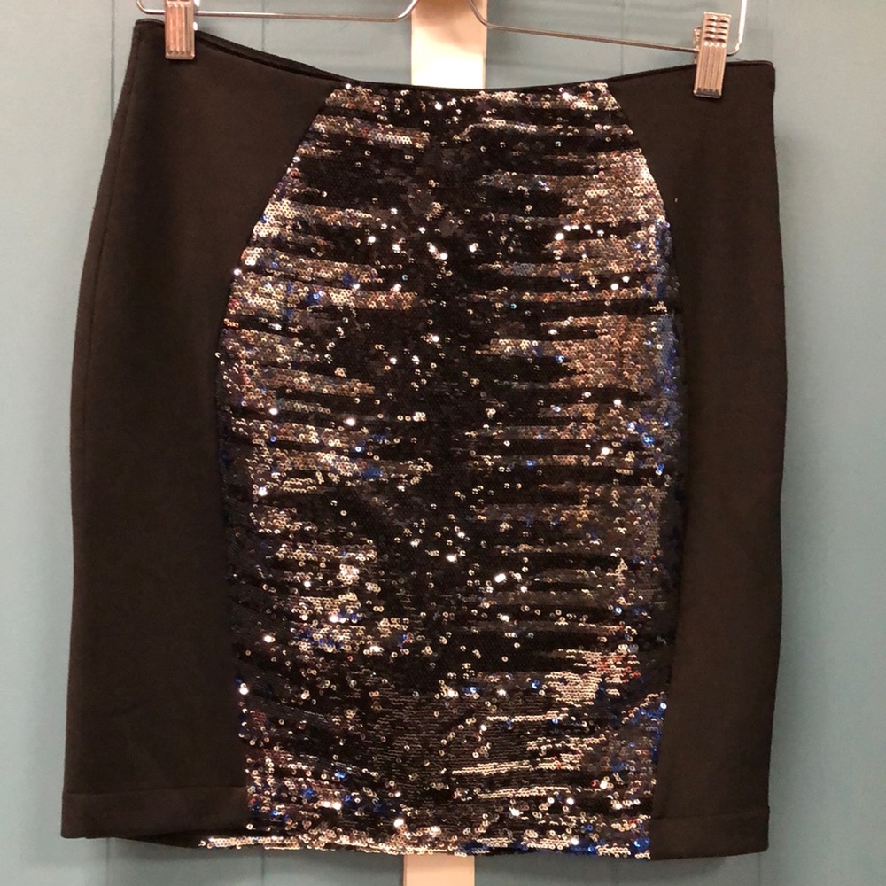 Bebe Addiction stretchy mini‎ skirt with sequins size L
